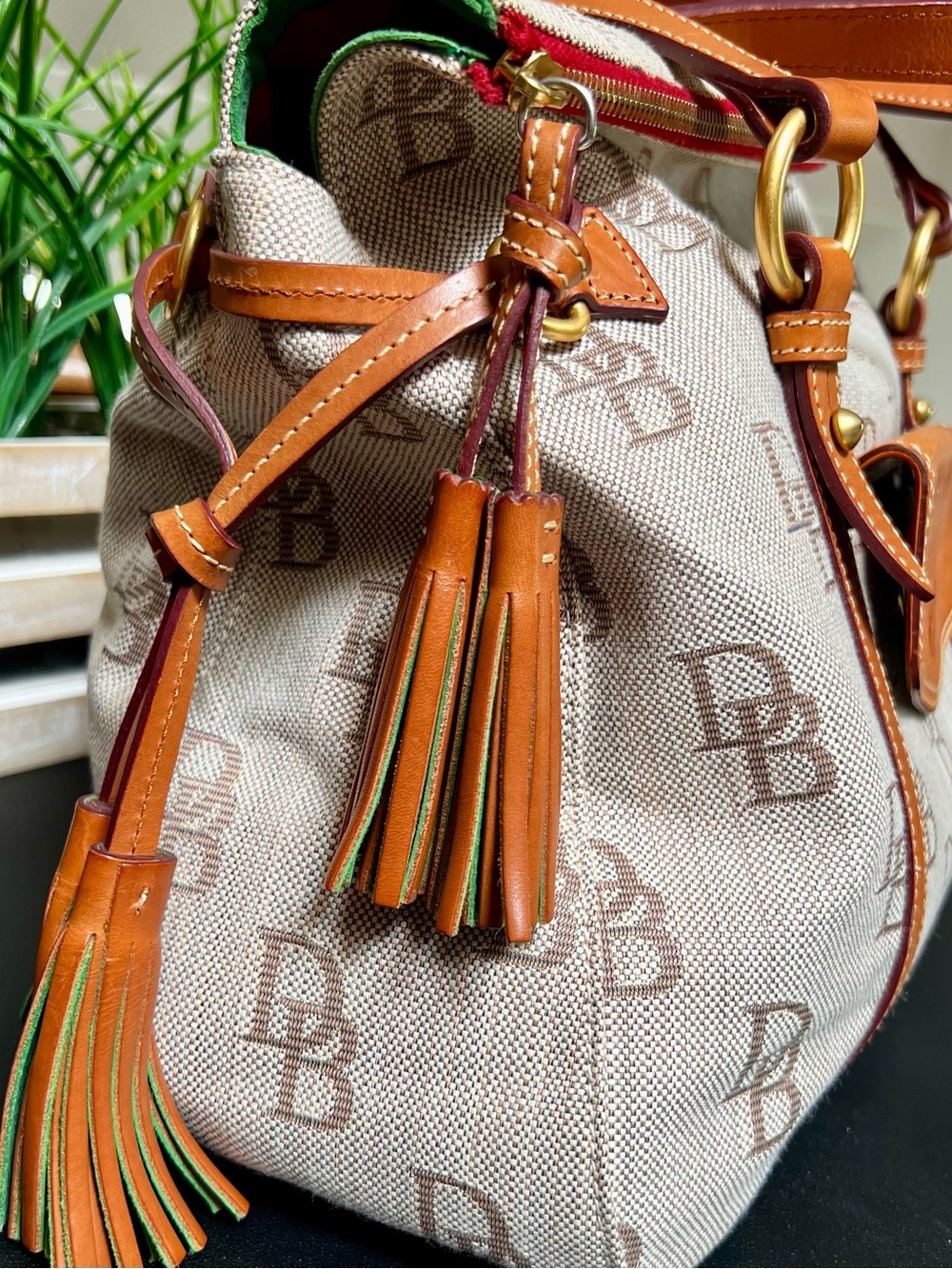 DOONEY & BOURKE Florentine Jacquard "The Smith" Shoulder Bag - Picture 6 of 15